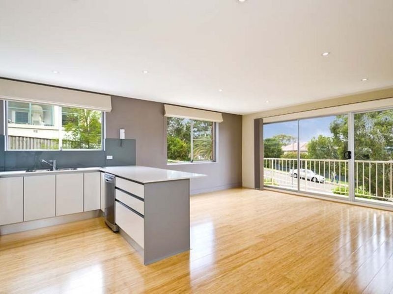 2/12 Seaview Avenue, Newport NSW 2106