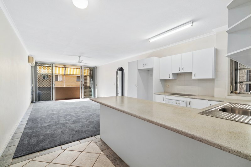 Photo - 2/12 Solander Street, Tweed Heads NSW 2485 - Image 3