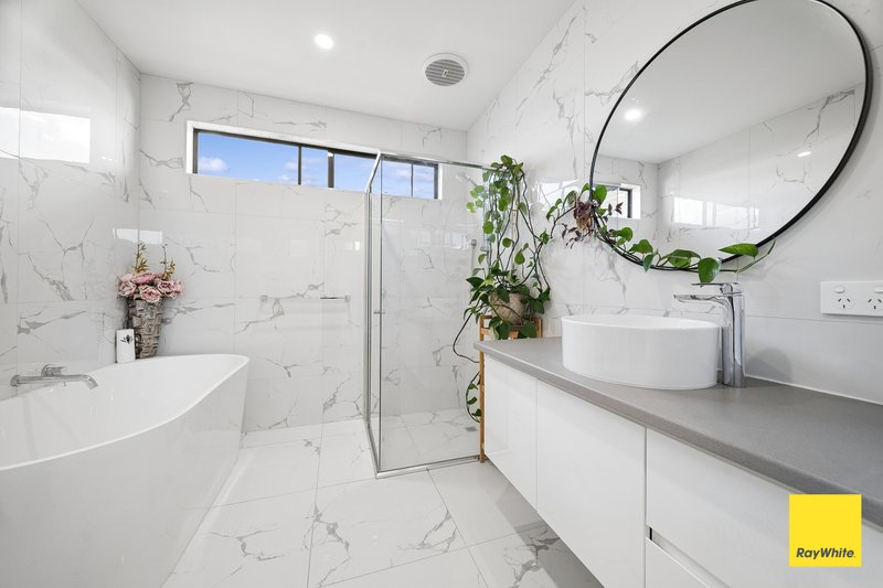 Photo - 2/12 Sparrowhawk Road, Long Gully VIC 3550 - Image 8