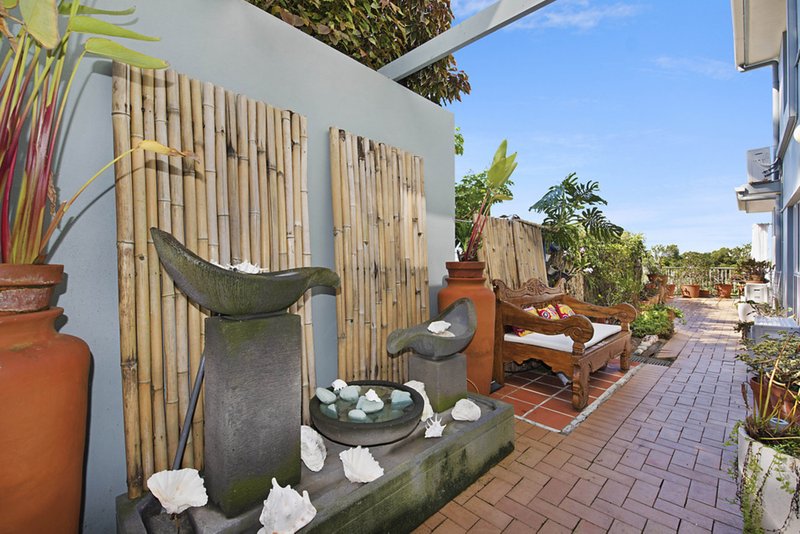 Photo - 2/12 St. Martins Terrace, Buderim QLD 4556 - Image 5