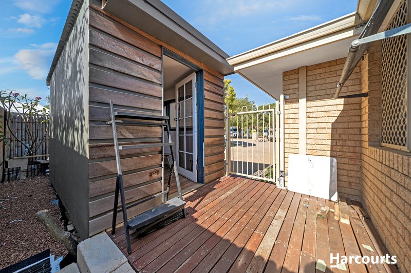 Photo - 2/12 Stedham Way, Balga WA 6061 - Image 17