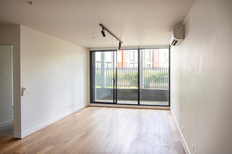 Photo - 2/12 Trenerry Crescent, Abbotsford VIC 3067 - Image 4