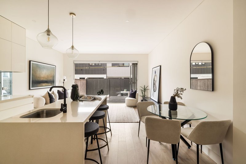 Photo - 212 Victoria Street, Beaconsfield NSW 2015 - Image 3