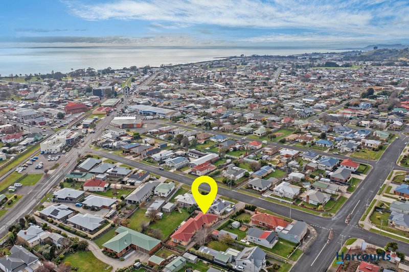 Photo - 2/12 Walker Street, Ulverstone TAS 7315 - Image 3