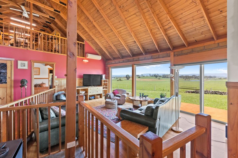 Photo - 212 Weetah Road, Deloraine TAS 7304 - Image 17