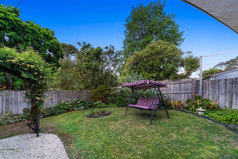 Photo - 2/12 Wimmera Street, Box Hill North VIC 3129 - Image 11