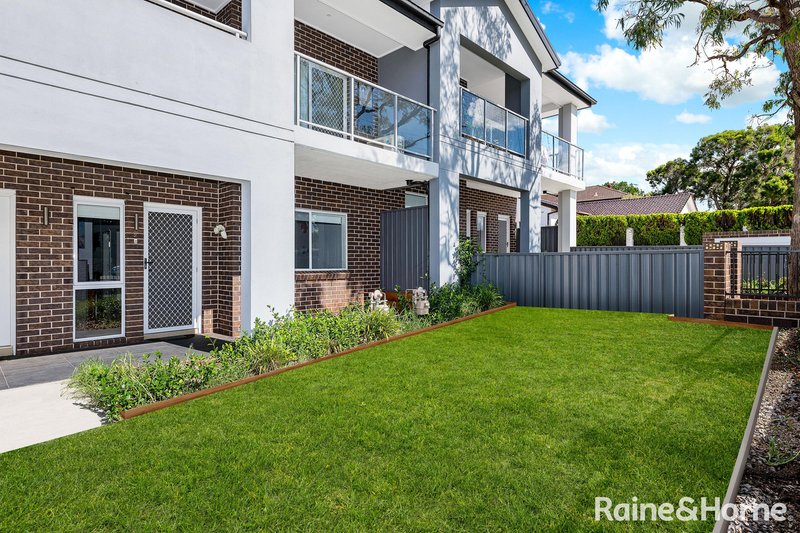 2/120-122 Cumberland Road, Ingleburn NSW 2565