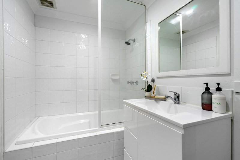 Photo - 21/20-22 Clifton Street, Blacktown NSW 2148 - Image 5