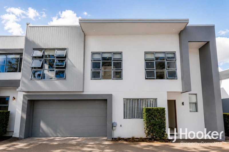 Photo - 21/20 Careel Close, Helensvale QLD 4212 - Image 1