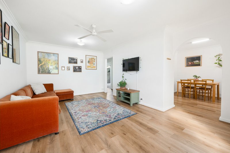 Photo - 2/120 Gilbertson Road, Kardinya WA 6163 - Image 9