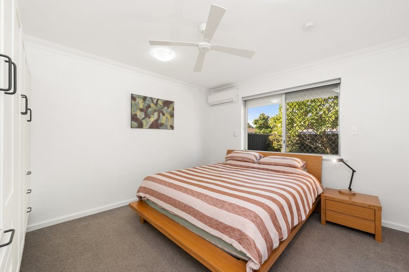 Photo - 2/120 Gilbertson Road, Kardinya WA 6163 - Image 14