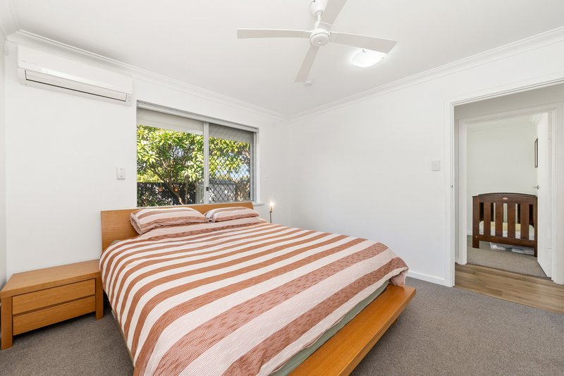 Photo - 2/120 Gilbertson Road, Kardinya WA 6163 - Image 16