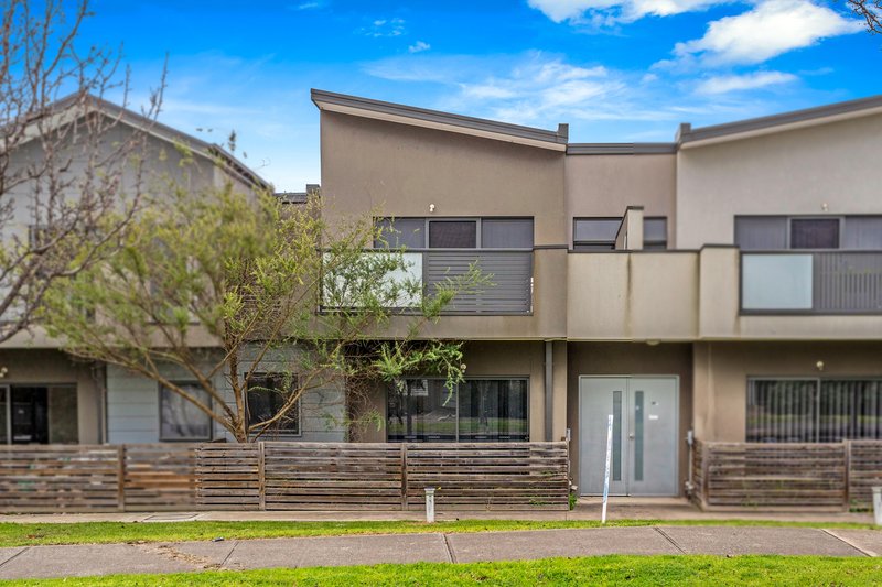 21/20 Hyde Park Avenue, Craigieburn VIC 3064