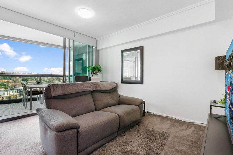 Photo - 21202/8 Harbour Road, Hamilton QLD 4007 - Image 6