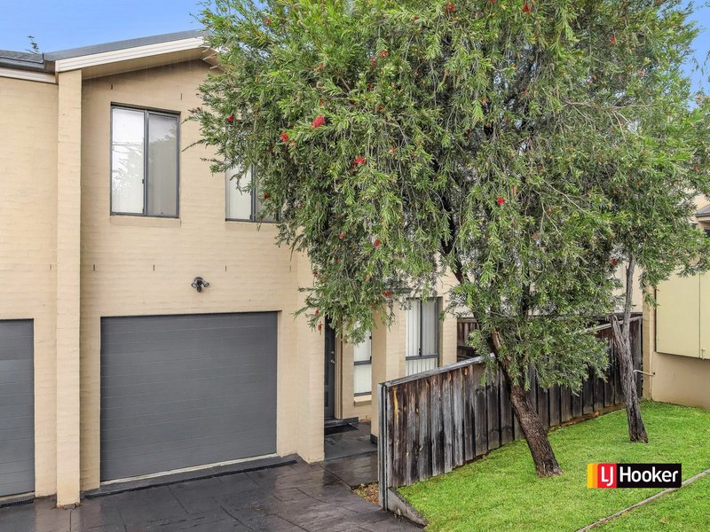 2/121-123 Stephen Street, Blacktown NSW 2148