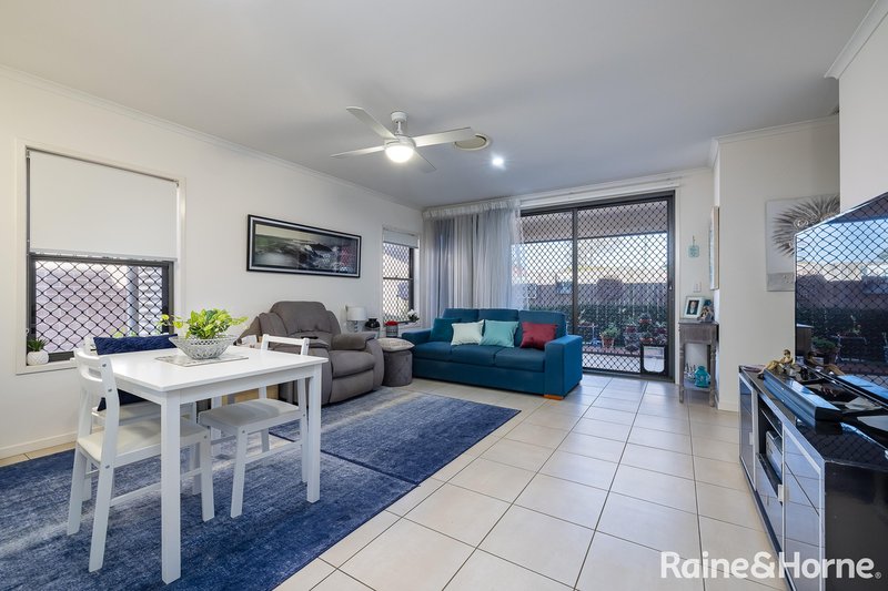 Photo - 2/121 Broadwater Terrace, Redland Bay QLD 4165 - Image 3