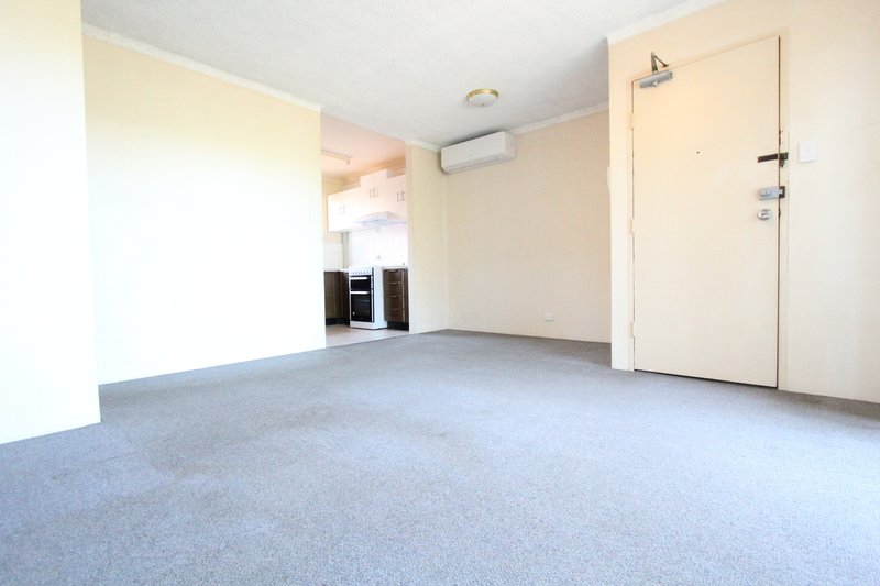 Photo - 21/21 Lachlan Street, Liverpool NSW 2170 - Image 2