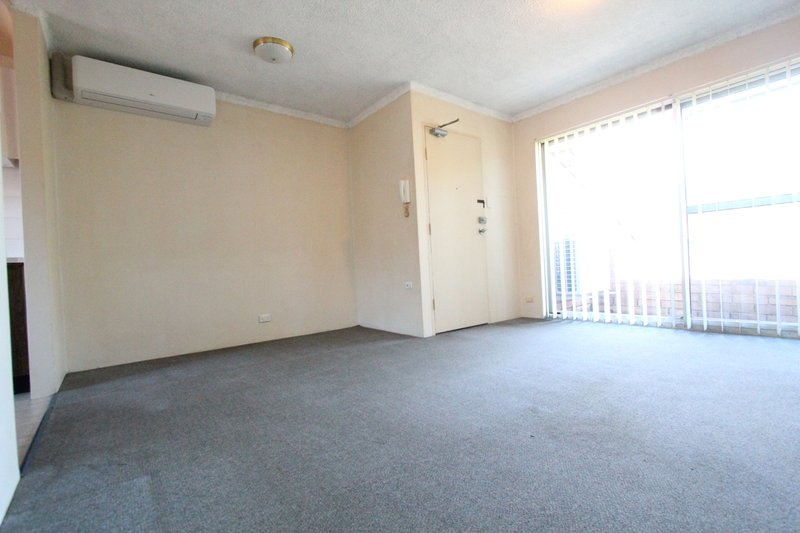 Photo - 21/21 Lachlan Street, Liverpool NSW 2170 - Image 5