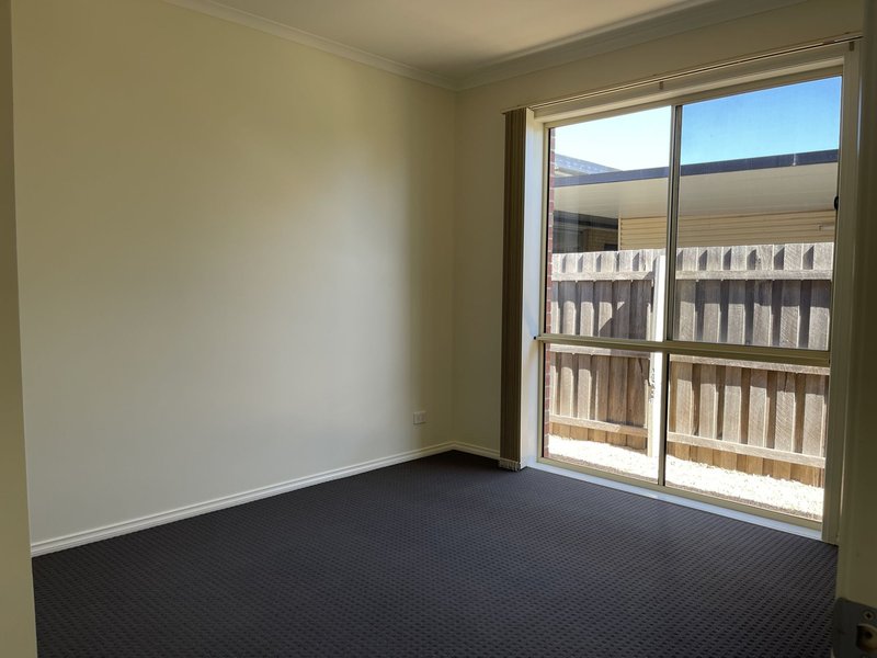 Photo - 2/121 Marley Street, Sale VIC 3850 - Image 8