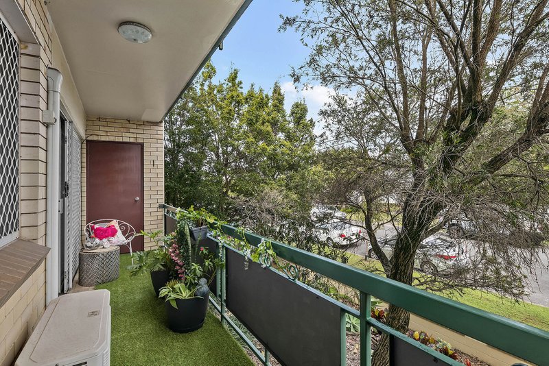 Photo - 2/121 Melton Road, Nundah QLD 4012 - Image 8