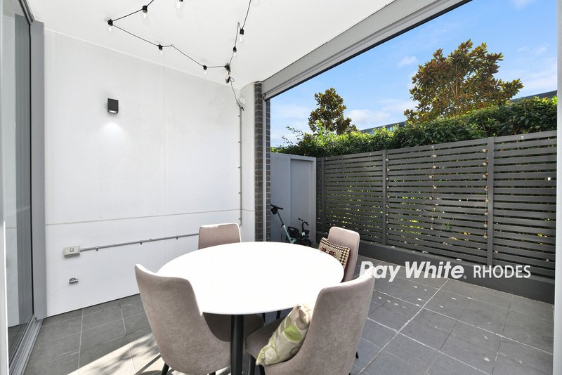 Photo - 212/19 Baywater Drive, Wentworth Point NSW 2127 - Image 4