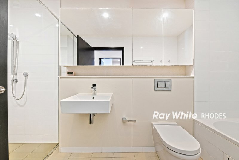 Photo - 212/19 Baywater Drive, Wentworth Point NSW 2127 - Image 5