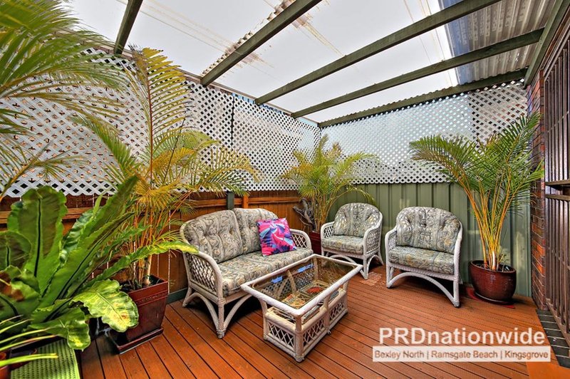 Photo - 2/122-124 Russell Avenue, Dolls Point NSW 2219 - Image 5