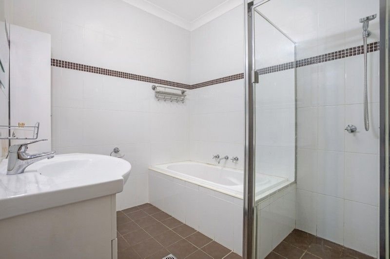 Photo - 21/22-24 Pitt Street, Parramatta NSW 2150 - Image 6