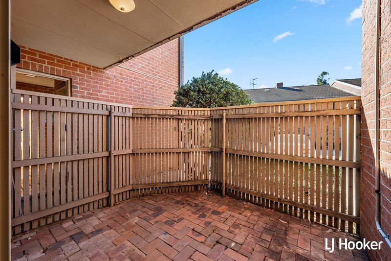 Photo - 21/22 Archibald Street, Lyneham ACT 2602 - Image 2