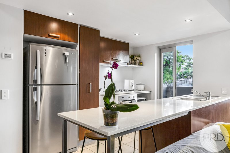 Photo - 21/22 Barry Parade, Fortitude Valley QLD 4006 - Image 4