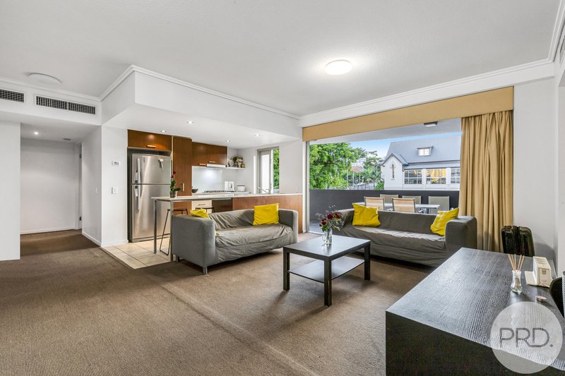 Photo - 21/22 Barry Parade, Fortitude Valley QLD 4006 - Image 5