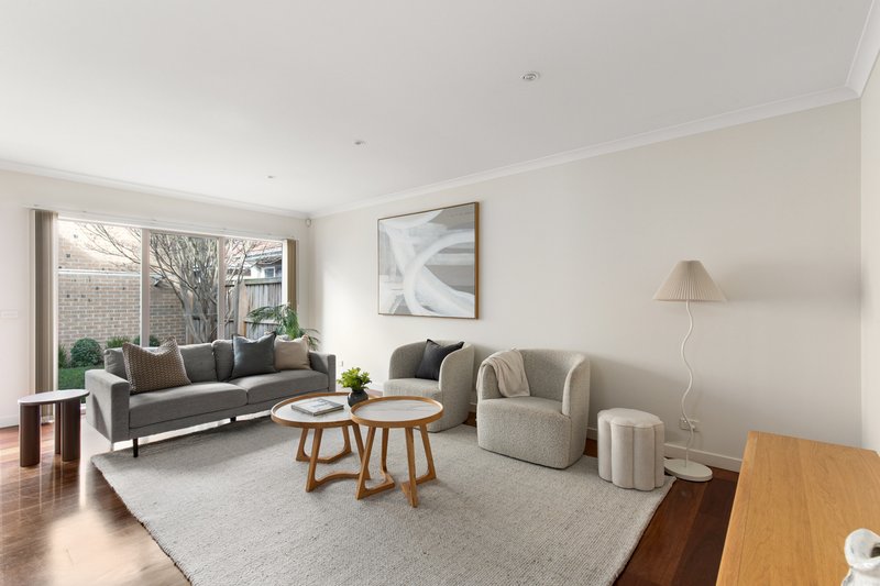 Photo - 2/122 Centre Dandenong Road, Cheltenham VIC 3192 - Image 5