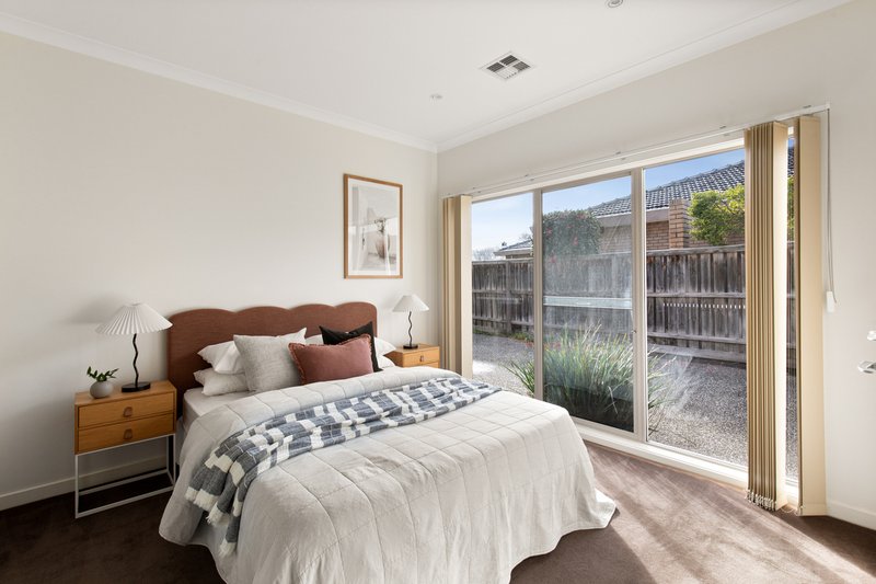 Photo - 2/122 Centre Dandenong Road, Cheltenham VIC 3192 - Image 15