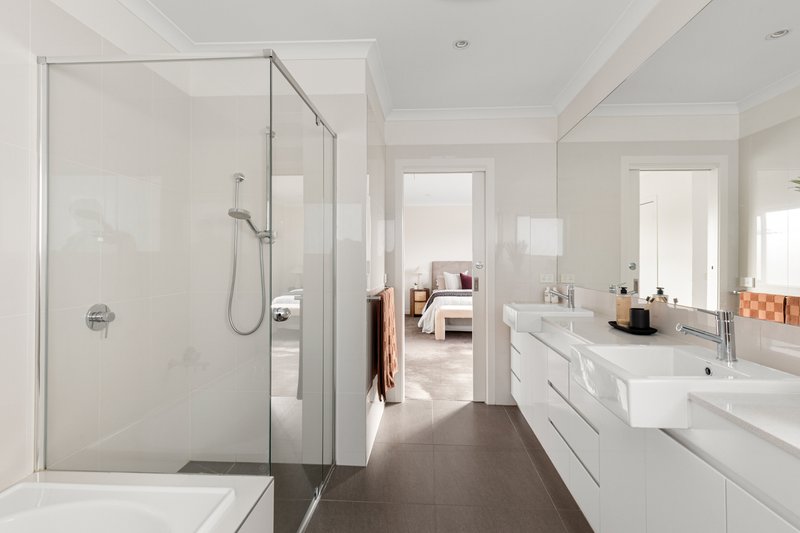 Photo - 2/122 Centre Dandenong Road, Cheltenham VIC 3192 - Image 16
