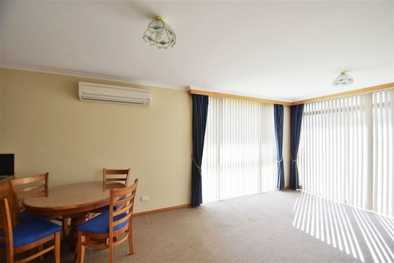 Photo - 2/122 Emu Bay Road, Deloraine TAS 7304 - Image 4