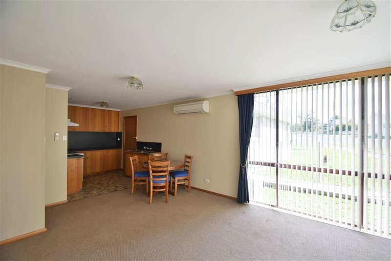 Photo - 2/122 Emu Bay Road, Deloraine TAS 7304 - Image 5