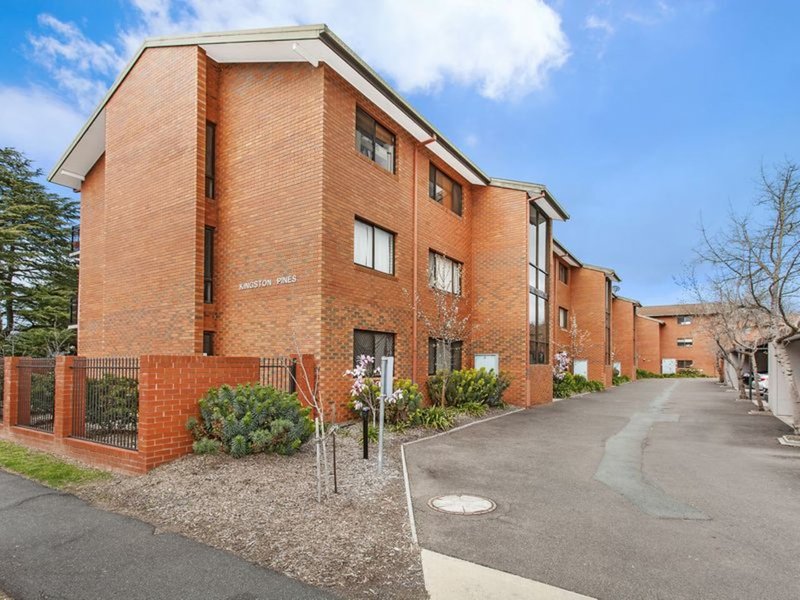 Photo - 21/22 Leichhardt Street, Griffith ACT 2603 - Image 7