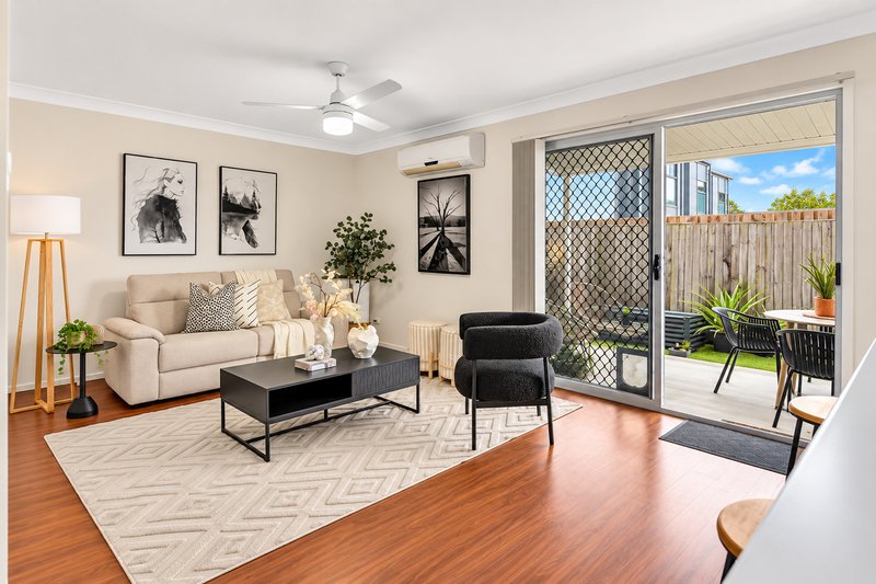 Photo - 2/122 Mount Cotton Road, Capalaba QLD 4157 - Image 4