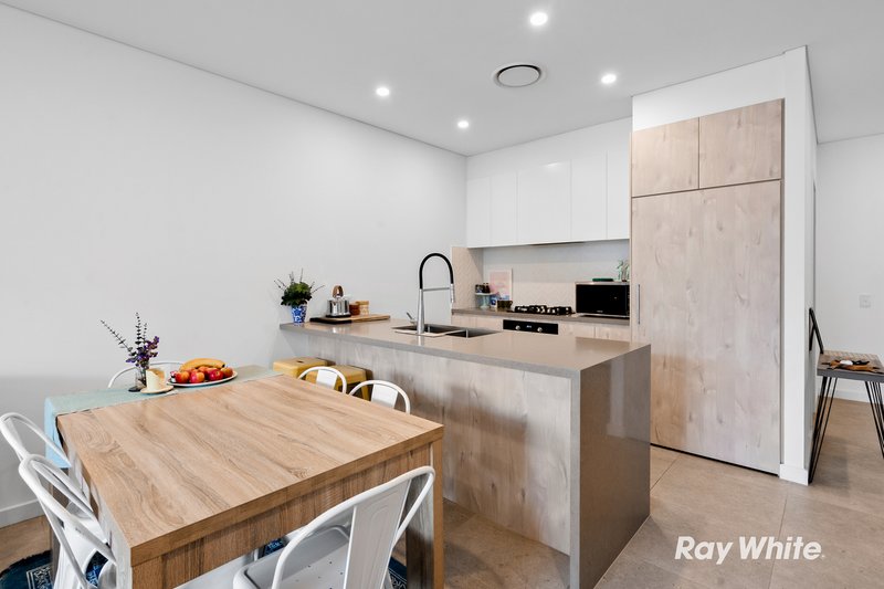 212/25 Regent Honeyeater Grove, North Kellyville NSW 2155