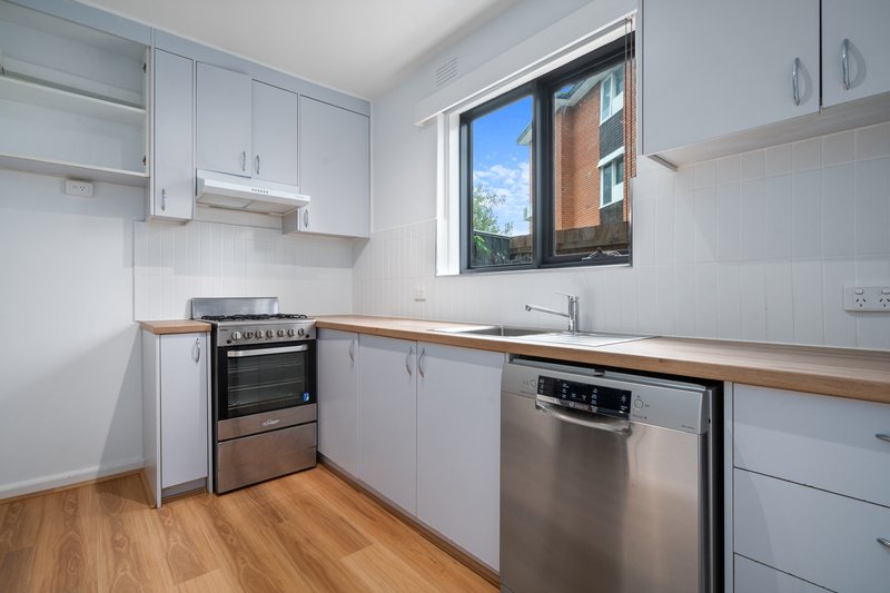Photo - 2/123 Tennyson Street, Elwood VIC 3184 - Image 6