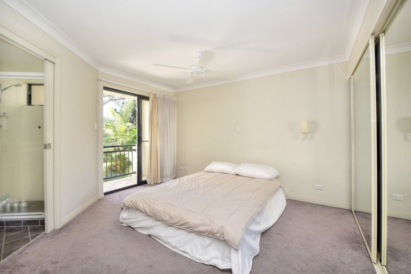 Photo - 212/392 Marine Parade, Labrador QLD 4215 - Image 6