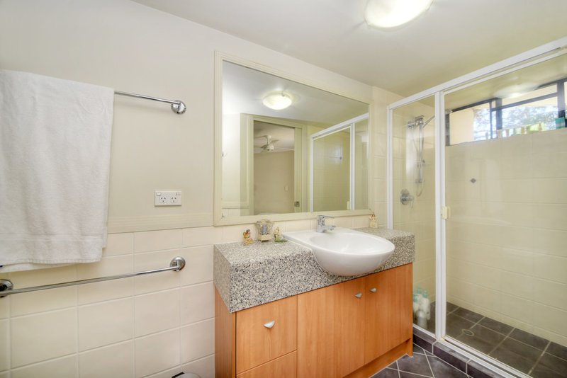 Photo - 212/392 Marine Parade, Labrador QLD 4215 - Image 7