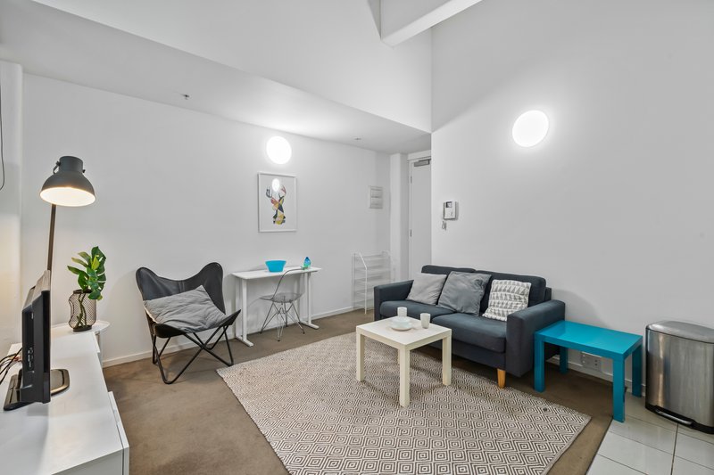 Photo - 212/399 Bourke Street, Melbourne VIC 3000 - Image 3