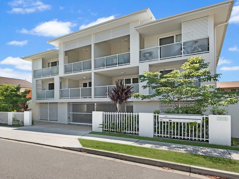 2/125 Franz Road, Clayfield QLD 4011