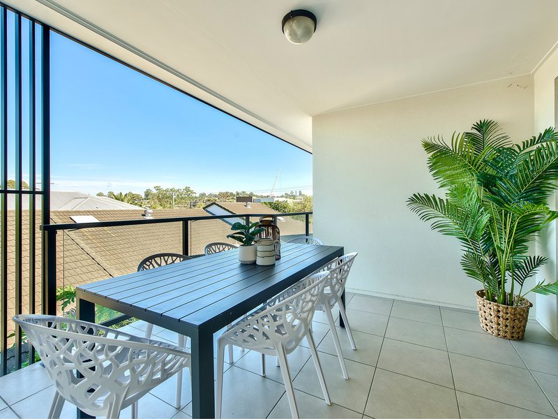 Photo - 21/25 Gamelin Crescent, Stafford QLD 4053 - Image 4