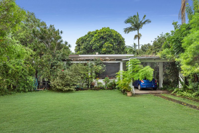 2125 Wynnum Road, Wynnum West QLD 4178