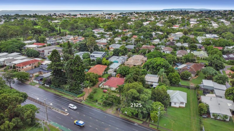 Photo - 2125 Wynnum Road, Wynnum West QLD 4178 - Image 4