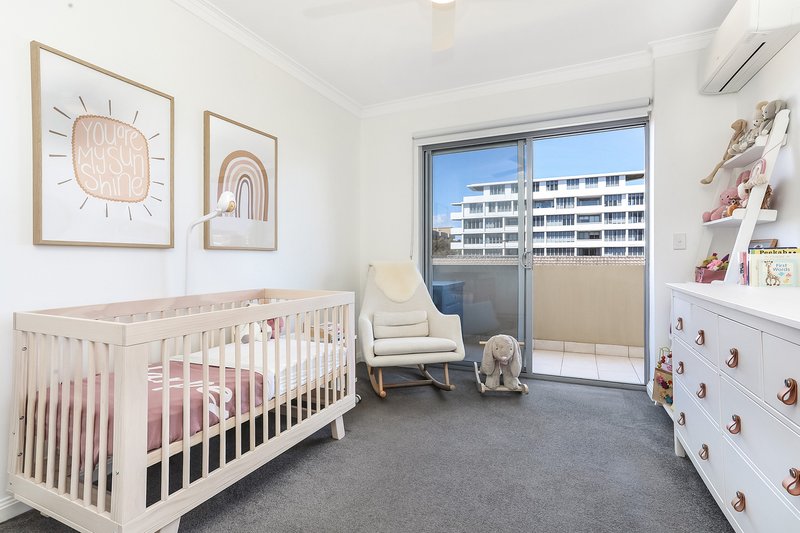 Photo - 21/26-30 Ocean Street North, Bondi NSW 2026 - Image 6