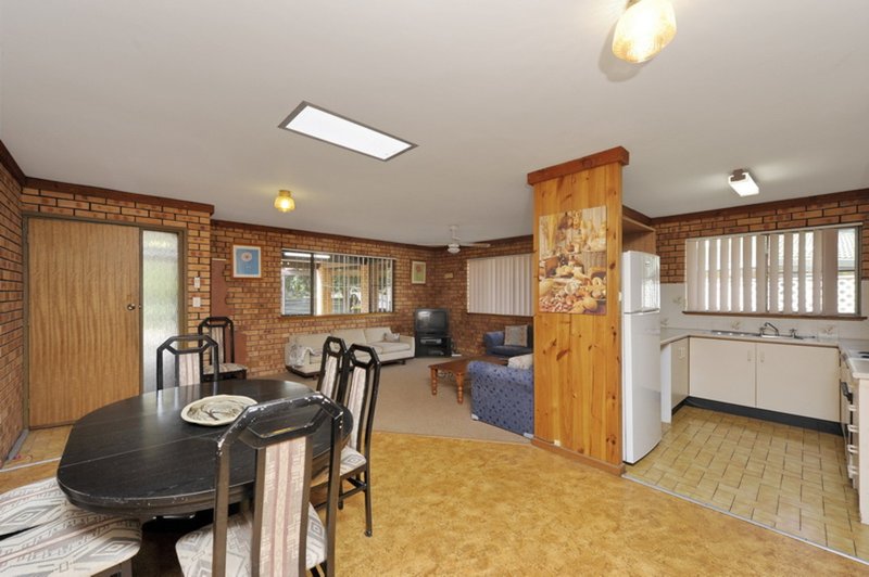 Photo - 2/126 Rigney Street, Shoal Bay NSW 2315 - Image 8