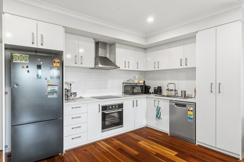 Photo - 2/126 Tibradden Circle, Ascot WA 6104 - Image 4